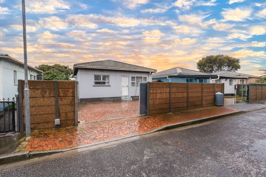 3 Bedroom Property for Sale in Brooklyn Western Cape
